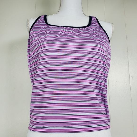 Nike dry-fit racerback striped tank top with built in bra - Picture 10 of 10